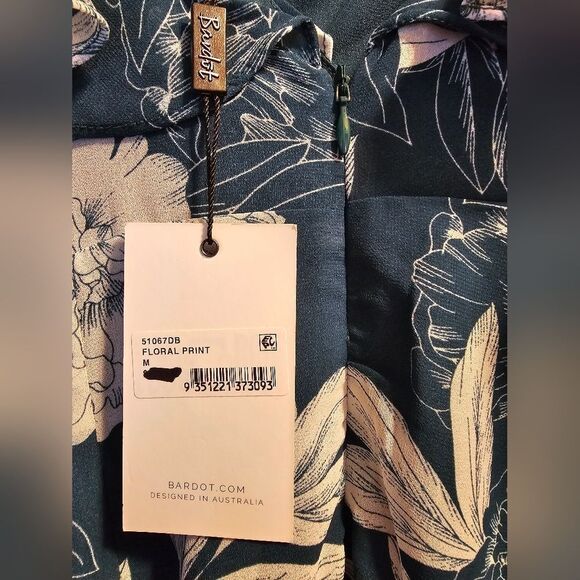 Bardot dress tiered ruffle Maxi dress with spaghetti straps, size Medium/8. New! - Picture 9 of 9